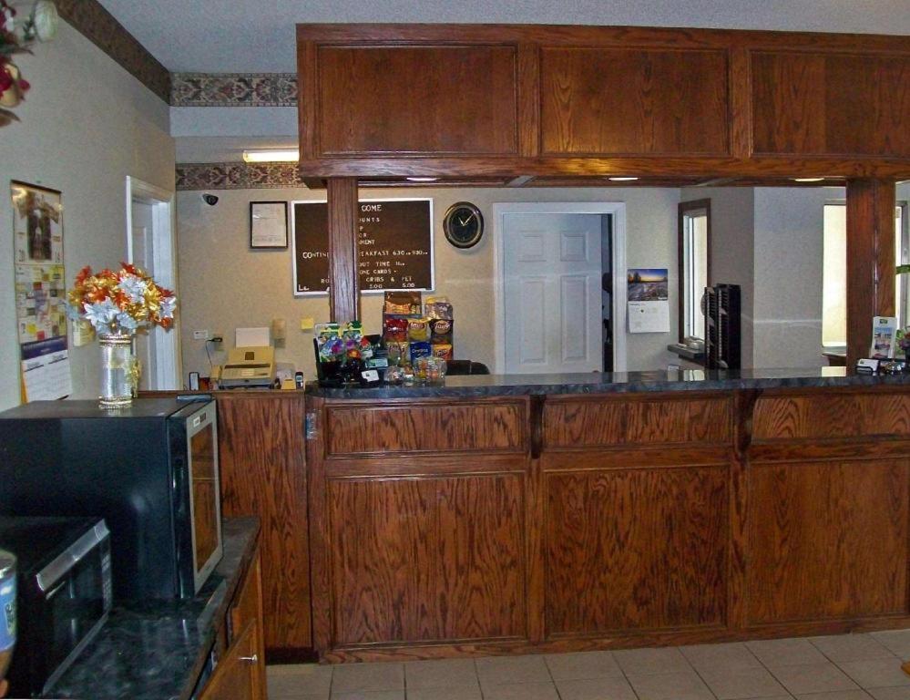 America'S Best Inn - Brinkley Esterno foto